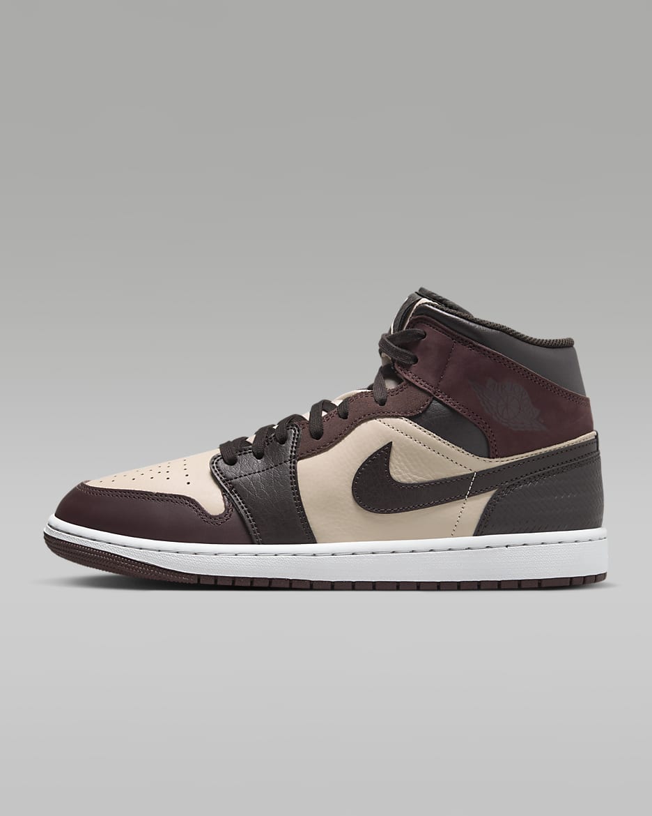 Air Jordan 1 Mid SE Men s Shoes